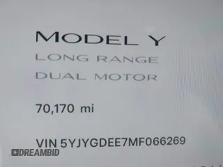 2021 Tesla Model Y Long Range with VIN 5YJYGDEE7MF066269, listed as a IAAI auction lot 42170970 with 70,170 mi miles. Bid and sale history available at carsss.com. Image 15.