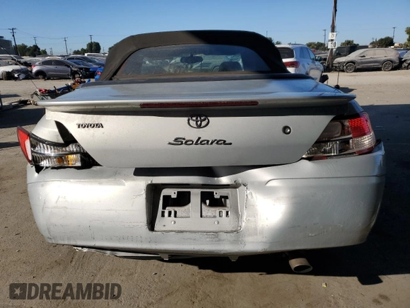2001 Toyota Solara SE z VIN 2T1FF28P51C525908, wystawiony jako Copart lot #81605344 z przebiegiem 179 390 mil mil oraz Szkoda całkowita • Salvage title. Historia ofert i sprzedaży dostępna na DreamBid. Obrazek 6.