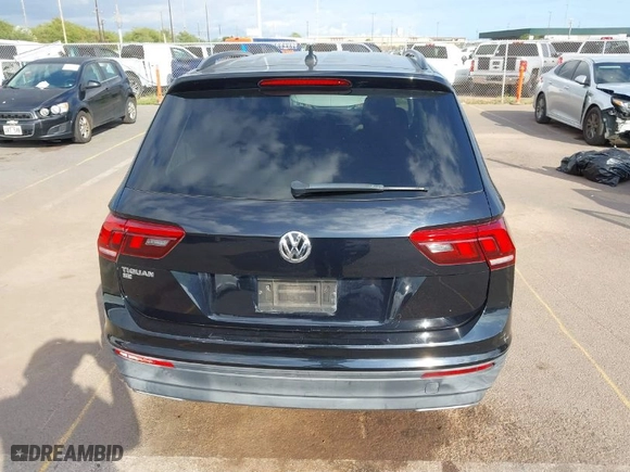 2019 Volkswagen Tiguan SE with VIN 3VV3B7AXXKM012766, listed as a IAAI auction lot 41571347 with 56,594 mi miles. Bid and sale history available at carsss.com. Image 16.