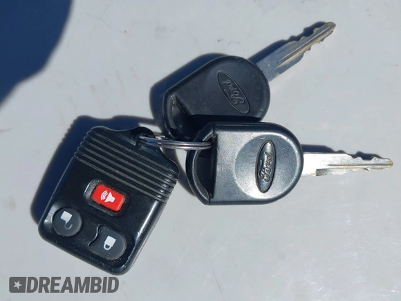 2006 Ford Escape XLT с VIN 1FMYU93166KB18305, выставлен на аукционе IAAI как лот 42316332 с пробегом 252 743 миль миль и . История ставок и продаж доступна на DreamBid. Изображение 11.