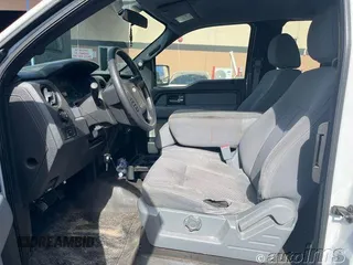 2013 Ford F-150 XL z VIN 1FTFX1EFXDKE62701, wystawiony jako IAAI lot #42762786 z przebiegiem 273 437 mil mil oraz . Historia ofert i sprzedaży dostępna na DreamBid. Obrazek 8.