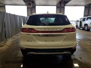 2019 Lincoln MKC Reserve с VIN 5LMCJ3D95KUL52225, выставлен на аукционе Copart как лот 54024095 с пробегом 52 231 миль миль и Списание • Salvage title. История ставок и продаж доступна на DreamBid. Изображение 6.