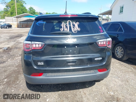 2020 Jeep Compass Latitude with VIN 3C4NJCBBXLT166004, listed as a IAAI auction lot 42025390 with 106,271 mi miles and . Bid and sale history available at carsss.com. Image 17.