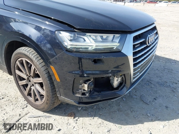 2017 Audi Q7 Prestige with VIN WA1VAAF75HD011877, listed as a IAAI auction lot 41751558 with 90,615 mi miles. Bid and sale history available at carsss.com. Image 6.