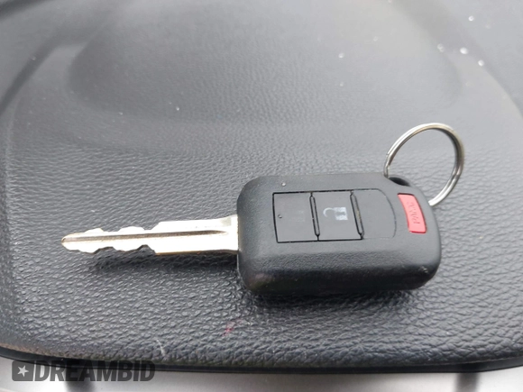 2020 Mitsubishi Eclipse Cross ES z VIN JA4AS3AAXLZ021438, wystawiony jako IAAI lot #41900181 z przebiegiem 91 306 mil mil oraz . Historia ofert i sprzedaży dostępna na DreamBid. Obrazek 11.