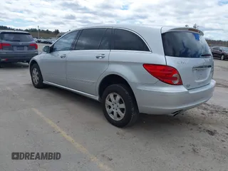 2007 Mercedes-Benz R 3.5L with VIN 4JGCB65E57A052688, listed as a IAAI auction lot 42062948 with 142,440 mi miles and . Bid and sale history available at DreamBid. Image 3.