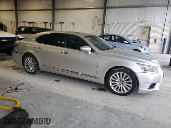 2013 Lexus LS 460 with VIN JTHCL5EF0D5018682, listed as a Copart auction lot 55614405 with 138,319 mi miles and Salvage title. Bid and sale history available at DreamBid. Image 4.