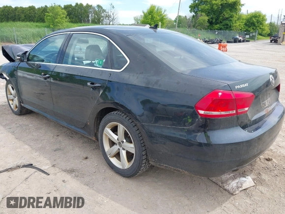 2013 Volkswagen Passat SE с VIN 1VWBP7A36DC012788, выставлен на аукционе IAAI как лот 42365537 с пробегом 140 367 миль миль и . История ставок и продаж доступна на DreamBid. Изображение 3.