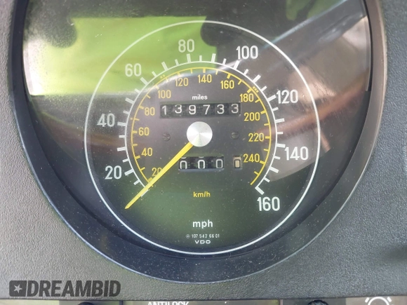 1985 Mercedes-Benz 380 z VIN WDBBA45C7FA020232, wystawiony jako IAAI lot #42206469 z przebiegiem 139 733 mil mil oraz . Historia ofert i sprzedaży dostępna na DreamBid. Obrazek 15.