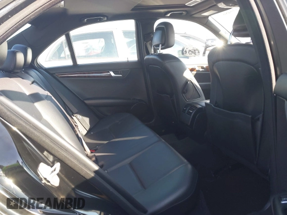 2014 Mercedes-Benz C-Class C 250 Sport with VIN WDDGF4HB6ER320555, listed as a IAAI auction lot 41339486 with 77,886 mi miles. Bid and sale history available at carsss.com. Image 8.