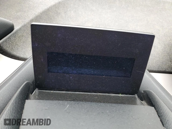 2017 BMW i3 z VIN WBY1Z8C38HV890419, wystawiony jako Copart lot #52199865 z przebiegiem Nie podano mil oraz Szkody całkowita. Historia ofert i sprzedaży dostępna na DreamBid. Obrazek 9.
