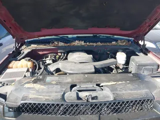 2004 Chevrolet Avalanche with VIN 3GNEC12T94G262585, listed as a IAAI auction lot 41994258 with 174,707 mi miles and . Bid and sale history available at DreamBid. Image 10.