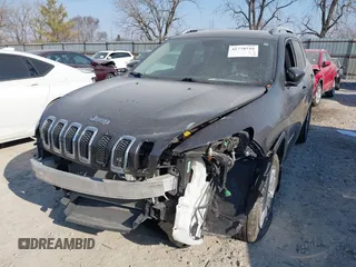 2018 Jeep Cherokee Limited with VIN 1C4PJMDX1JD541031, listed as a IAAI auction lot 41770716 with 67,891 mi miles. Bid and sale history available at carsss.com. Image 6.