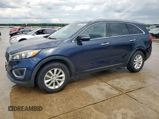 2016 Kia Sorento LX z VIN 5XYPG4A31GG046483, wystawiony jako Copart lot #56321905 z przebiegiem 183 251 mil mil oraz Czysty tytuł • Clean title. Historia ofert i sprzedaży dostępna na DreamBid. Obrazek 1.