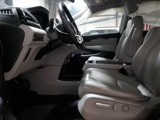 2022 Honda Odyssey Touring with VIN 5FNRL6H8XNB037772, listed as a Copart auction lot 52757215 with 358,099 mi miles and Salvage Title. Bid and sale history available at DreamBid. Image 7.