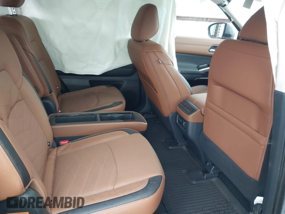 2025 Nissan Pathfinder Platinum with VIN 5N1DR3DH7SC230933, listed as a IAAI auction lot 42497899 with 769 mi miles and . Bid and sale history available at DreamBid. Image 8.