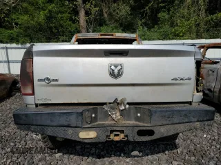 2010 Dodge Ram 2500 SLT with VIN 3D7UT2CL3AG109629, listed as a Copart auction lot 70055674 with 0 mi miles and Non Repairable. Bid and sale history available at carsss.com. Image 6.