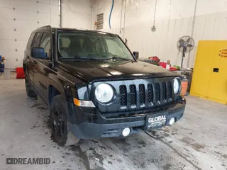 2014 Jeep Patriot Sport with VIN 1C4NJPBA3ED888275, listed as a IAAI auction lot 41875560 with 149,129 mi miles. Bid and sale history available at carsss.com. Image 1.