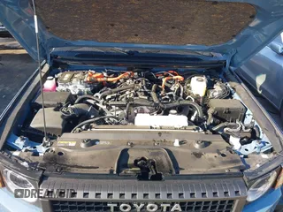 2024 Toyota Land Cruiser z VIN JTEABFAJ7RK003144, wystawiony jako IAAI lot #42040885 z przebiegiem 4 749 mil mil oraz . Historia ofert i sprzedaży dostępna na DreamBid. Obrazek 10.