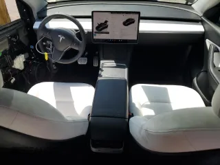 2022 Tesla Model Y Performance with VIN 7SAYGDEF4NF436834, listed as a Copart auction lot 68992234 with 22,171 mi miles and Salvage title. Bid and sale history available at DreamBid. Image 8.