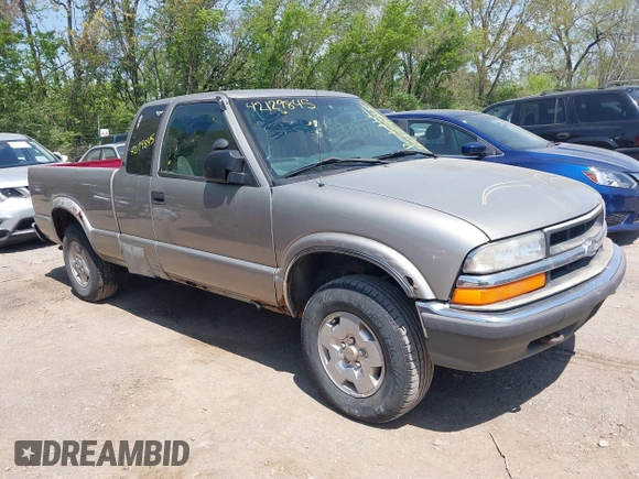 2001 Chevrolet S-10 LS with VIN 1GCDT19W41K181244, listed as a IAAI auction lot 42129845 with 183,368 mi miles and . Bid and sale history available at DreamBid. Image 1.