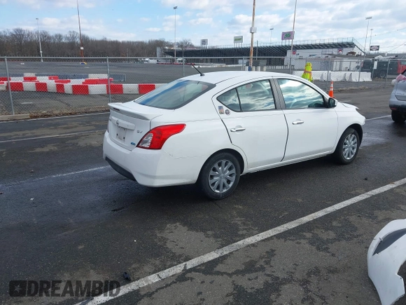 2016 Nissan Versa S with VIN 3N1CN7AP5GL832209, listed as a IAAI auction lot 41513043 with 138,543 mi miles. Bid and sale history available at carsss.com. Image 4.