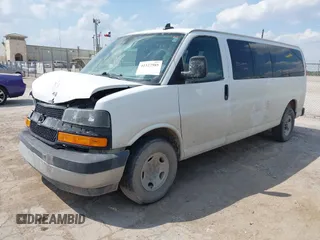 2020 Chevrolet Express Passenger LT z VIN 1GAZGPFG8L1139879, wystawiony jako IAAI lot #42327585 z przebiegiem 72 014 mil mil oraz . Historia ofert i sprzedaży dostępna na DreamBid. Obrazek 2.