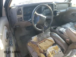 1999 GMC Yukon with VIN 1GKEK13R3XJ785249, listed as a Copart auction lot 42825185 with 351,225 mi miles and Salvage Title. Bid and sale history available at carsss.com. Image 8.