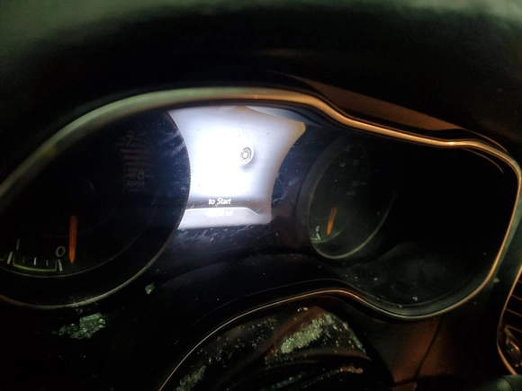 2019 Jeep Cherokee High Altitude z VIN 1C4PJMDXXKD418412, wystawiony jako Copart lot #42813455 z przebiegiem 42 376 mil mil oraz Szkoda całkowita • Salvage title. Historia ofert i sprzedaży dostępna na DreamBid. Obrazek 9.