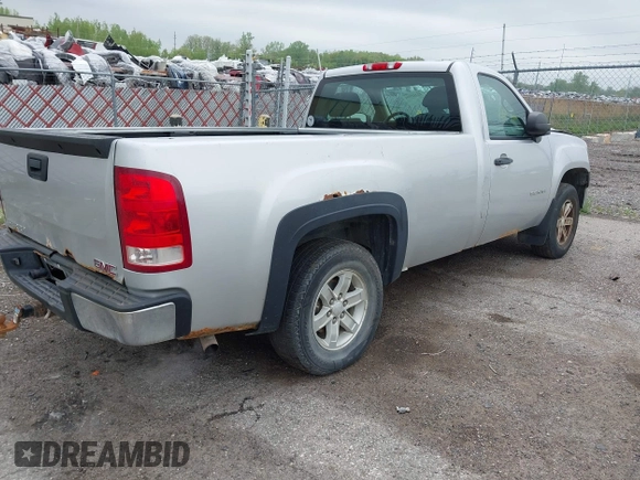 2010 GMC Sierra 1500 Work Truck z VIN 1GTPCTEX1AZ209435, wystawiony jako IAAI lot #42252554 z przebiegiem 172 989 mil mil oraz . Historia ofert i sprzedaży dostępna na DreamBid. Obrazek 4.