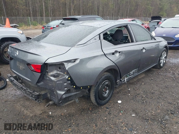 2019 Nissan Altima S with VIN 1N4BL4BV8KC139896, listed as a IAAI auction lot 41845640 with 80,719 mi miles and . Bid and sale history available at carsss.com. Image 4.