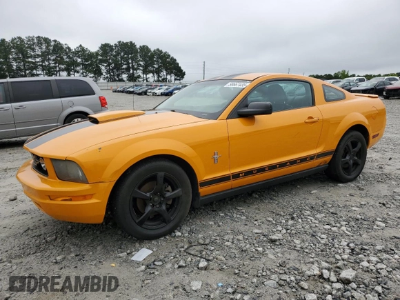 2007 Ford Mustang Deluxe z VIN 1ZVFT80N675218322, wystawiony jako Copart lot #58667435 z przebiegiem 159 320 mil mil oraz Czysty tytuł • Clean title. Historia ofert i sprzedaży dostępna na DreamBid. Obrazek 1.
