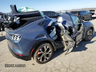 2021 Ford Mustang Mach-E Premium z VIN 3FMTK3SU4MMA03880, wystawiony jako Copart lot #71539172 z przebiegiem Nie podano mil oraz . Historia ofert i sprzedaży dostępna na DreamBid. Obrazek 3.