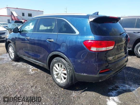 2016 Kia Sorento LX with VIN 5XYPGDA36GG009087, listed as a IAAI auction lot 41968021 with 150,658 mi miles. Bid and sale history available at carsss.com. Image 3.