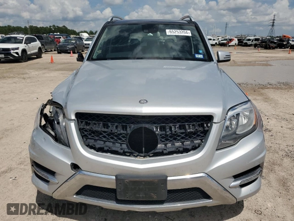 2013 Mercedes-Benz GLK 350 with VIN WDCGG5HB5DG053636, listed as a Copart auction lot 65253204 with 101,618 mi miles and Salvage Title. Bid and sale history available at DreamBid. Image 5.
