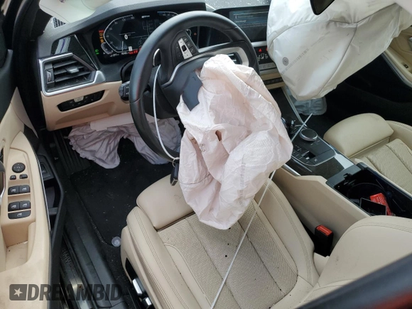 2022 BMW 3 Series 330e with VIN 3MW5P7J06N8C34517, listed as a Copart auction lot 78900564 with 38,126 mi miles and Non Repairable. Bid and sale history available at carsss.com. Image 8.
