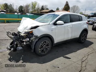 2018 Kia Sportage LX z VIN KNDPMCAC7J7370318, wystawiony jako Copart lot #55324985 z przebiegiem 95 285 mil mil oraz Szkody całkowita. Historia ofert i sprzedaży dostępna na DreamBid. Obrazek 1.