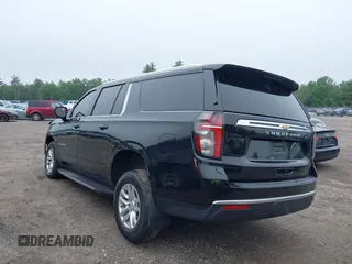 2023 Chevrolet Suburban LS with VIN 1GNSKBKD9PR154654, listed as a IAAI auction lot 42475123 with 131,529 mi miles and . Bid and sale history available at DreamBid. Image 3.