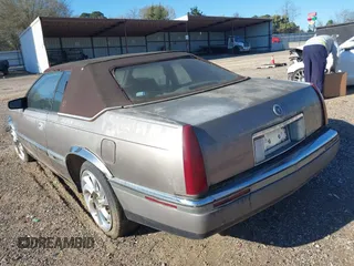 1992 Cadillac Seville z VIN 1G6EL13B2N0612154, wystawiony jako IAAI lot #41757101 z przebiegiem Nie podano mil oraz . Historia ofert i sprzedaży dostępna na DreamBid. Obrazek 3.