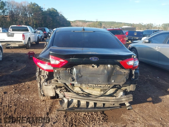 2014 Ford Fusion SE with VIN 3FA6P0HD4ER226682, listed as a IAAI auction lot 41129765 with 153,024 mi miles. Bid and sale history available at carsss.com. Image 12.