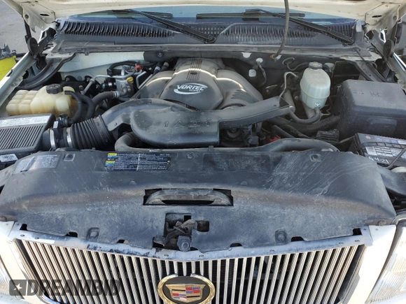 2005 Cadillac Escalade ESV z VIN 3GYFK66NX5G105815, wystawiony jako Copart lot #50099605 z przebiegiem 148 909 mil mil oraz Szkoda całkowita • Salvage title. Historia ofert i sprzedaży dostępna na DreamBid. Obrazek 12.