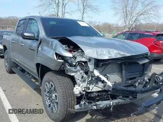 2024 Chevrolet Colorado 4WD Z71 with VIN 1GCPTDEKXR1263210, listed as a IAAI auction lot 41786796 with 16,261 mi miles. Bid and sale history available at carsss.com. Image 1.