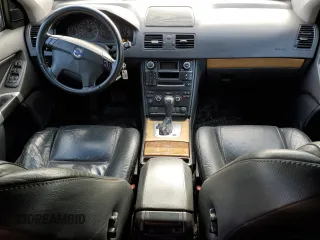 2008 Volvo XC90 I6 with VIN YV4CM982481461717, listed as a Copart auction lot 49068325 with 200,743 mi miles and Clean Title. Bid and sale history available at carsss.com. Image 8.