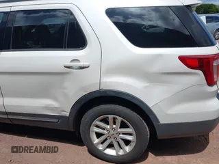 2016 Ford Explorer XLT with VIN 1FM5K7D87GGA58287, listed as a IAAI auction lot 41724911 with 137,086 mi miles and . Bid and sale history available at carsss.com. Image 6.