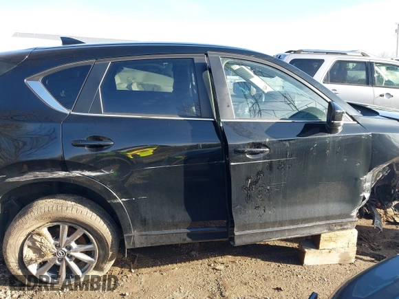 2024 Mazda CX-5 2.5 S Preferred Package with VIN JM3KFBCL1R0444839, listed as a IAAI auction lot 41217029 with 10,861 mi miles. Bid and sale history available at carsss.com. Image 14.