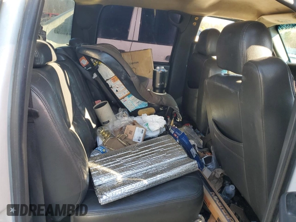 2005 GMC Sierra 1500 SLT z VIN 2GTEK13T451173124, wystawiony jako Copart lot #85948624 z przebiegiem Nie podano mil oraz Szkoda całkowita • Salvage title. Historia ofert i sprzedaży dostępna na DreamBid. Obrazek 6.