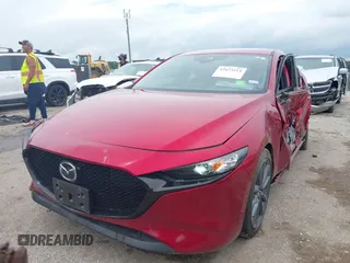 2019 Mazda 3 z VIN JM1BPAJM7K1133105, wystawiony jako IAAI lot #42473214 z przebiegiem 47 751 mil mil oraz . Historia ofert i sprzedaży dostępna na DreamBid. Obrazek 18.