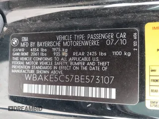 2011 BMW 3 Series 328i z VIN WBAKE5C57BE573107, wystawiony jako IAAI lot #42493695 z przebiegiem 103 608 mil mil oraz . Historia ofert i sprzedaży dostępna na DreamBid. Obrazek 9.