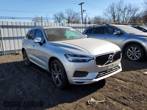 2018 Volvo XC60 Momentum with VIN LYV102RK3JB097333, listed as a Copart auction lot 81130574 with 76,499 mi miles and Salvage Title. Bid and sale history available at carsss.com. Image 4.