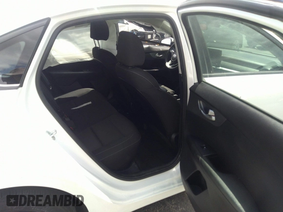 2021 Kia Forte LXS z VIN 3KPF24AD6ME322989, wystawiony jako IAAI lot #42010435 z przebiegiem 84 346 mil mil oraz . Historia ofert i sprzedaży dostępna na DreamBid. Obrazek 8.